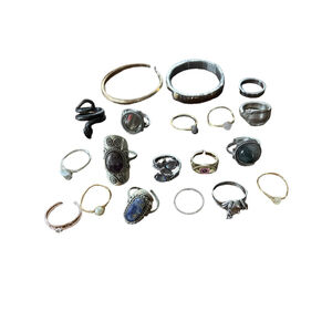 Women's Unbranded Assorted Costume Jewelry Various Sz Silver Gold Toned